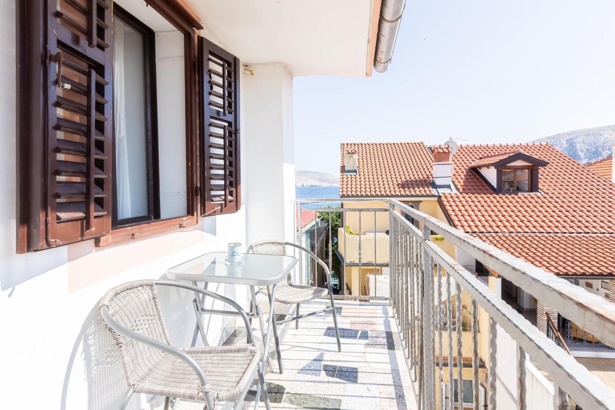 Rooms & Studio Apartments By The Way Baška Exterior foto